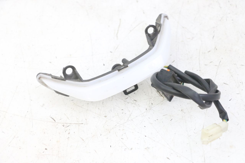 photo de LUZ PILOTO PEUGEOT KISBEE 2T 50 (2018 - 2022)