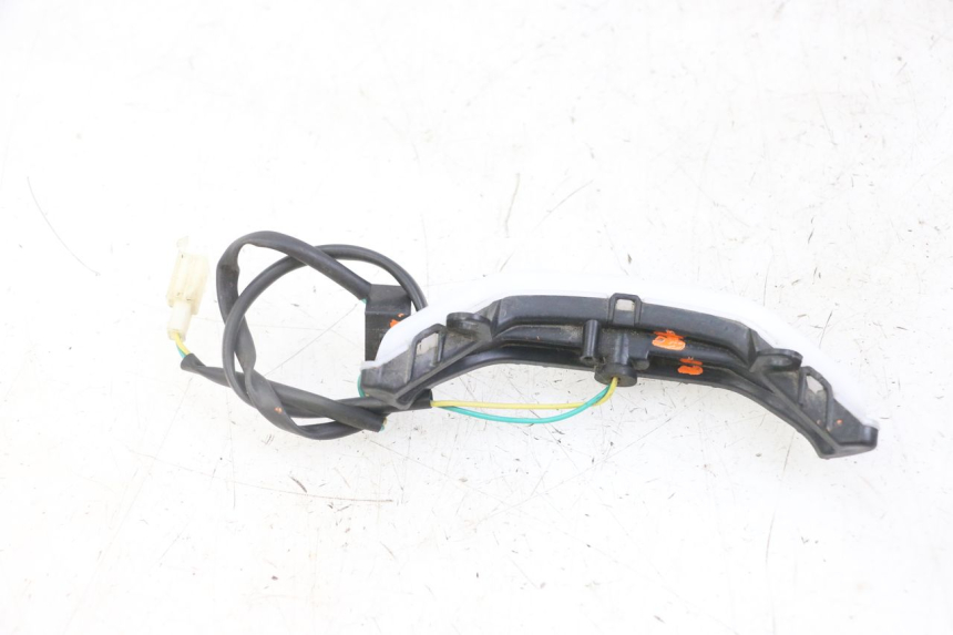 photo de LUZ PILOTO PEUGEOT KISBEE 2T 50 (2018 - 2022)