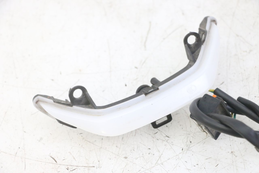 photo de LUZ PILOTO PEUGEOT KISBEE 2T 50 (2018 - 2022)