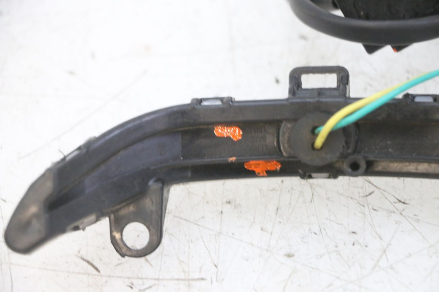 photo de LUZ PILOTO PEUGEOT KISBEE 2T 50 (2018 - 2022)