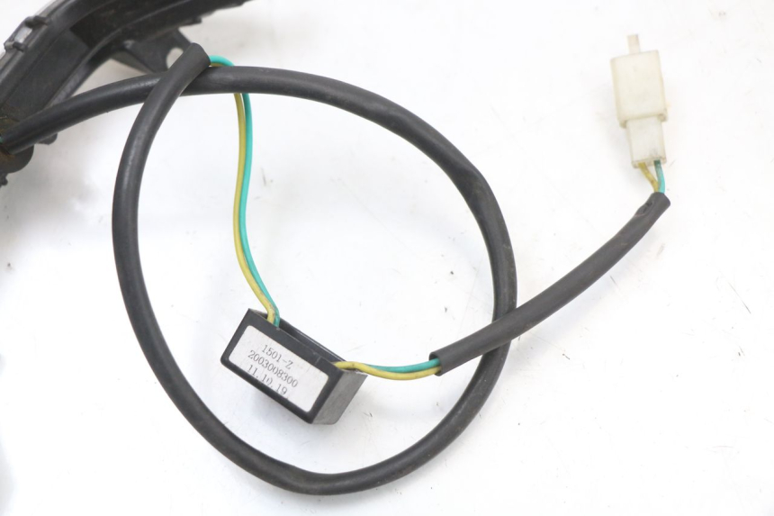 photo de LUZ DE POSICIÓN PEUGEOT KISBEE 4T 50 (2018 - 2022)