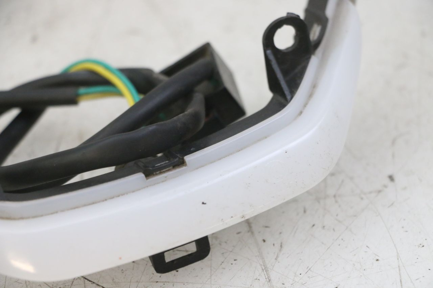 photo de LUZ DE POSICIÓN PEUGEOT KISBEE 4T 50 (2018 - 2022)