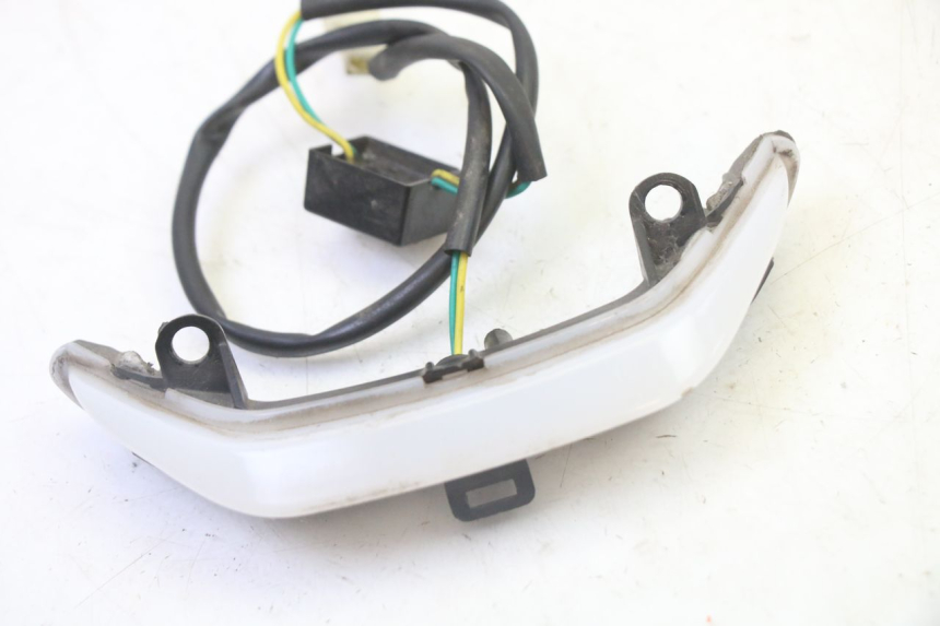 photo de LUZ DE POSICIÓN PEUGEOT KISBEE 4T 50 (2018 - 2022)