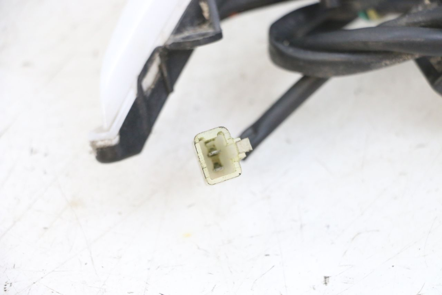 photo de LUZ DE POSICIÓN PEUGEOT KISBEE 4T 50 (2018 - 2022) - Detalle de la pieza