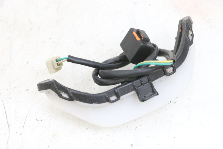 photo de LUZ DE POSICIÓN PEUGEOT KISBEE 4T 50 (2018 - 2022) - Zoom estado de uso