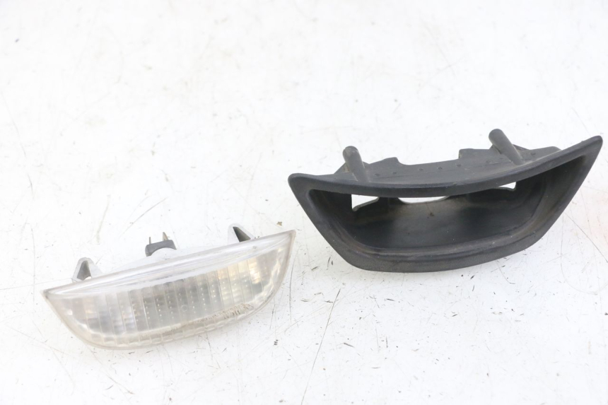 photo de LUZ DE POSICIóN PIAGGIO MP3 LT 400 (2007 - 2012)