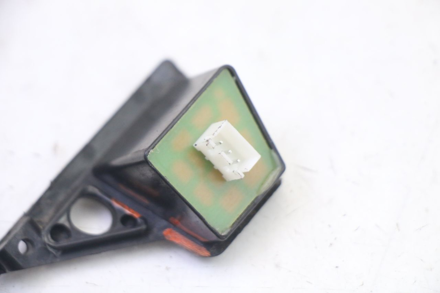photo de LUZ PILOTO HERO S10 1