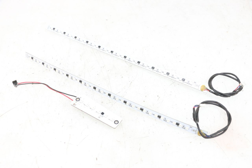 photo de LUZ PILOTO DUALTRON VICTOR LIMITED 1