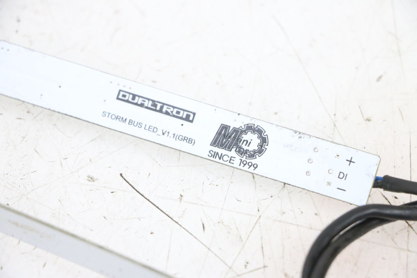 photo de LUZ PILOTO DUALTRON VICTOR LIMITED 1