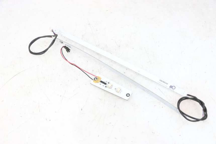 photo de LUZ PILOTO DUALTRON VICTOR LIMITED 1