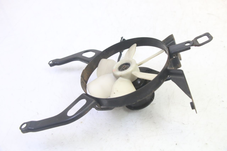 photo de VENTILADOR KAWASAKI GPX R WARBIRD 600 (1988 - 1993) - Detalle de la pieza