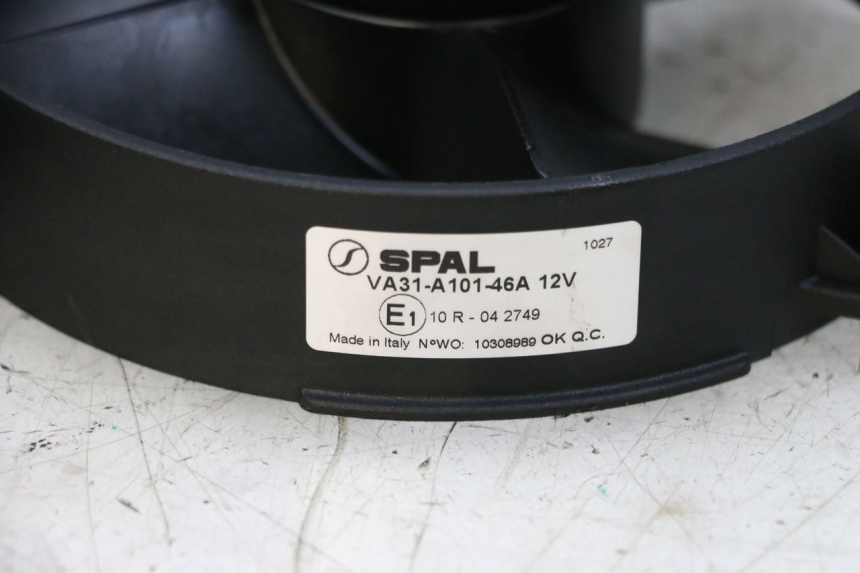 photo de VENTILADOR PIAGGIO MP3 HPE 300 (2019 - 2026) - Zoom estado de uso