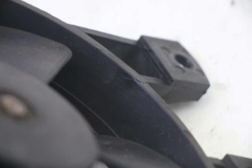 photo de VENTILADOR PIAGGIO MP3 500 (2016 - 2018) - Zoom estado de uso