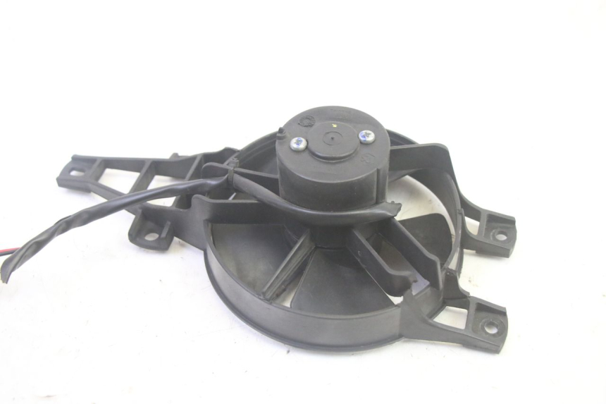 photo de VENTILADOR PIAGGIO MP3 500 (2016 - 2018) - Primer plano técnico