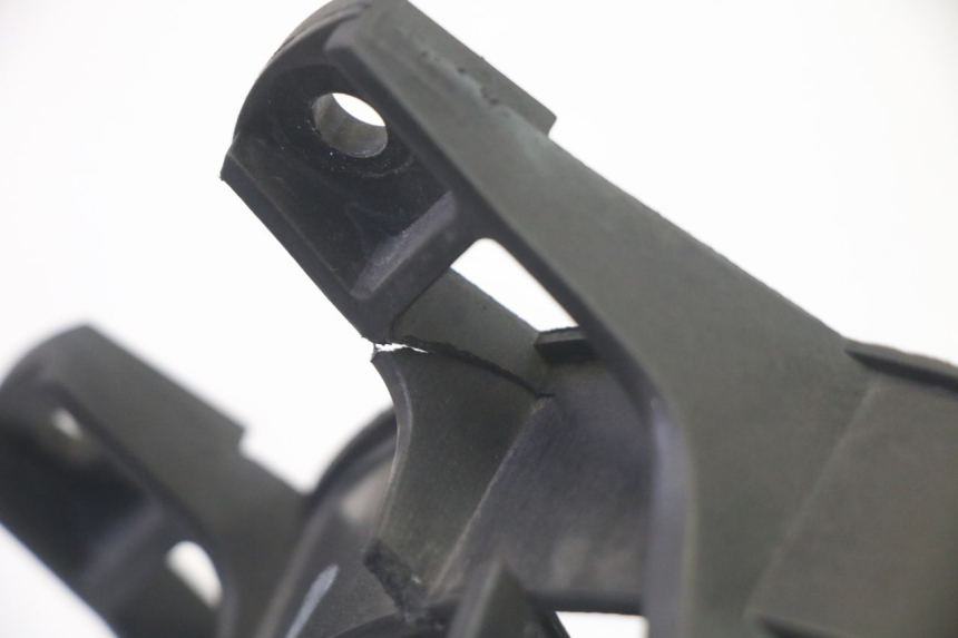 photo de VENTILADOR PIAGGIO MP3 500 (2016 - 2018) - Detalles de los puntos de fijación