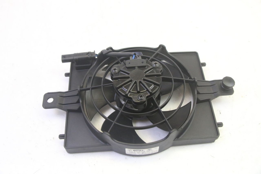 photo de VENTILADOR BMW R GS 1250 (2021 - 2024) - Otra perspectiva
