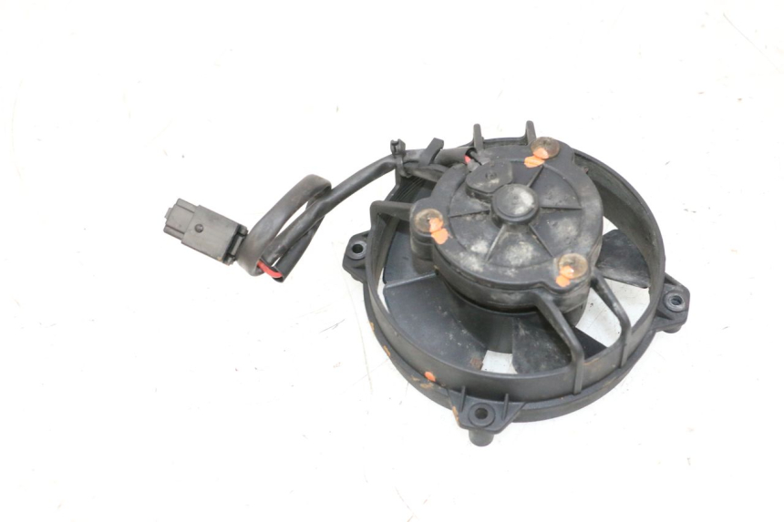 photo de VENTILADOR YAMAHA XMAX X-MAX 125 (2006 - 2009) - Zoom estado de uso