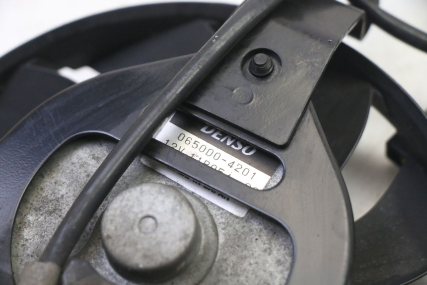 photo de VENTILADOR YAMAHA XJ6 ABS 600 (2008 - 2016)