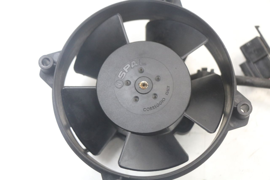 photo de VENTILADOR YAMAHA XMAX X-MAX 125 (2006 - 2009)