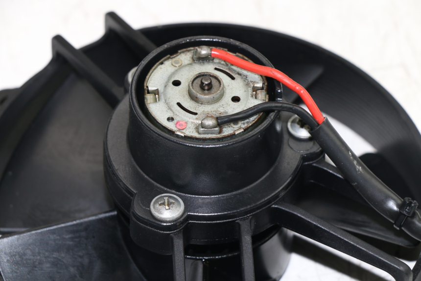 photo de VENTILADOR YAMAHA YP MAJESTY 125 (2002 - 2006)