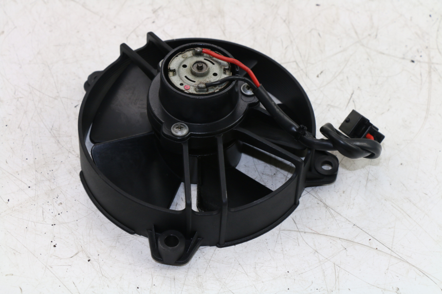 photo de VENTILADOR YAMAHA YP MAJESTY 125 (2002 - 2006)