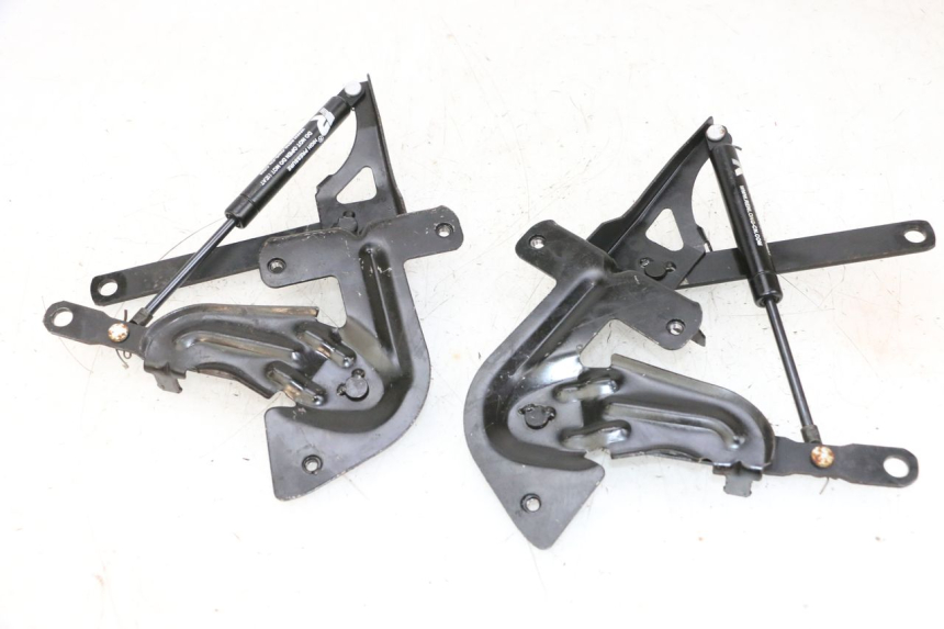 photo de AMORTIGUADOR COFRE JM MOTORS GTS 125 (2015 - 2019) - Detalle de la pieza