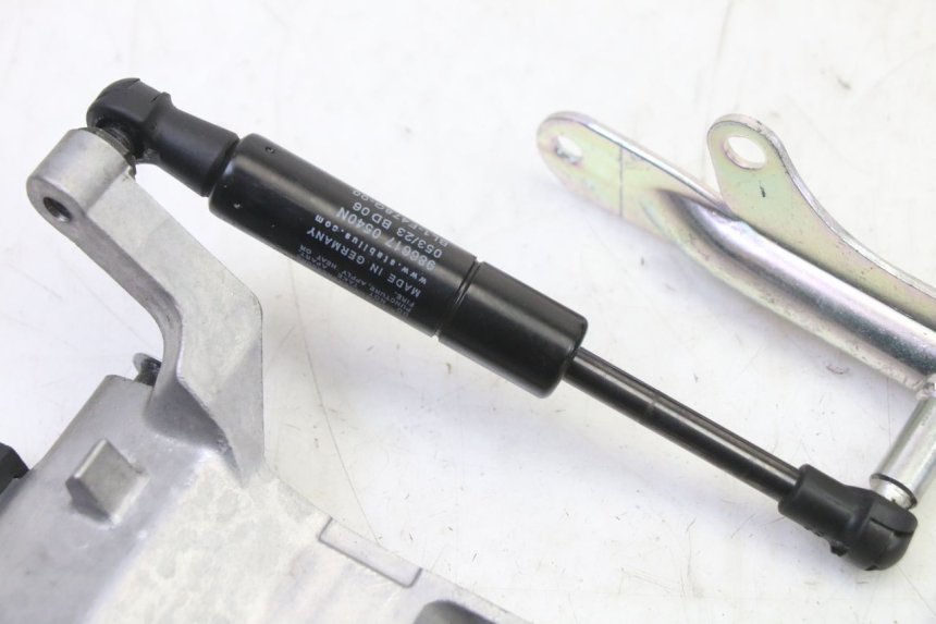 photo de AMORTIGUADOR COFRE YAMAHA XMAX X-MAX 125 (2021 - 2025)