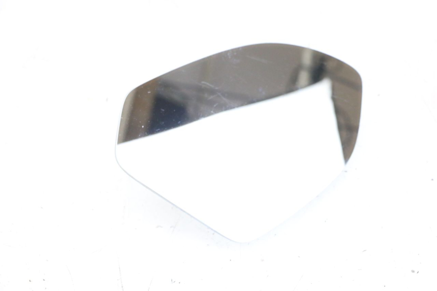 photo de CRISTAL RETROVISOR IZQUIERDA PIAGGIO X9 EVOLUTION 125 (2003 - 2007) - Primer plano técnico