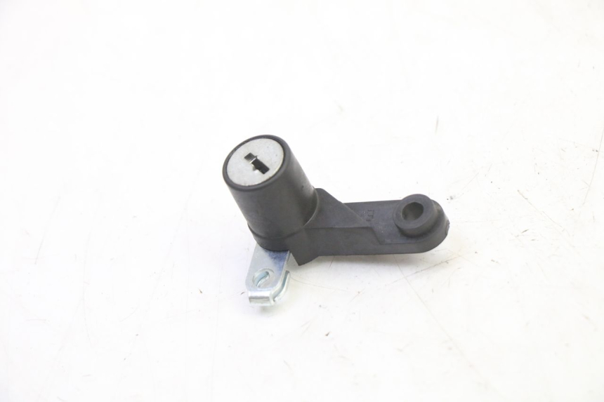 photo de ASIENTO CIERRE YAMAHA XMAX X-MAX 125 (2021 - 2025)