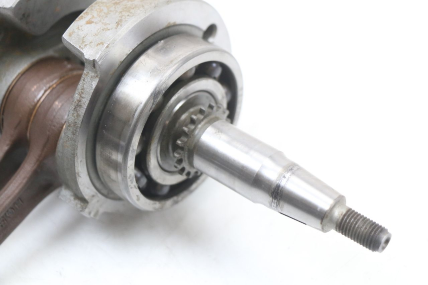 photo de CIG HYOSUNG GV AQUILA 125 (2000 - 2004) - Estado de la superficie y material