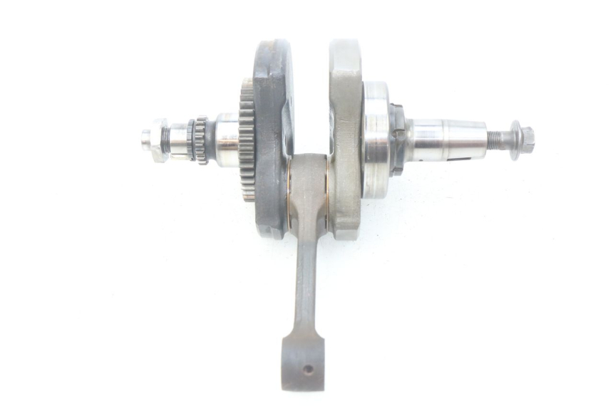 photo de CIGÜEÑAL SUZUKI XF FREEWIND 650 (1997 - 2003) - Detalles de los puntos de fijación