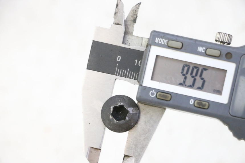 photo de TORNILLO DEL DISCO DE FRENO SUZUKI BURGMAN 125 (2007 - 2014)