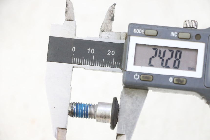 photo de TORNILLO DEL DISCO DE FRENO SUZUKI BURGMAN 125 (2007 - 2014)