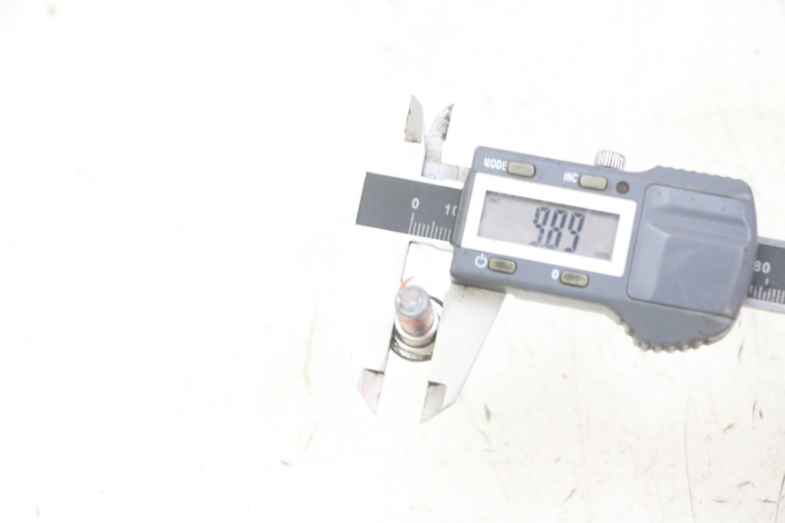 photo de TORNILLO DEL DISCO DE FRENO HONDA CBF 500 (2004 - 2007)