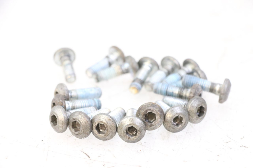 photo de TORNILLO DEL DISCO DE FRENO YAMAHA FJ 36Y 1100 (1984 - 1985)