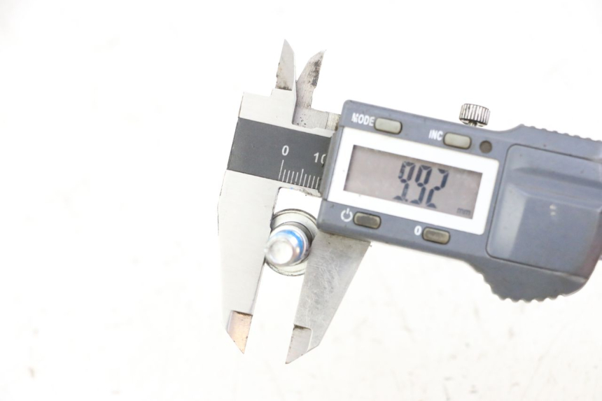 photo de TORNILLO DEL DISCO DE FRENO SUZUKI GSR 750 (2011 - 2017)