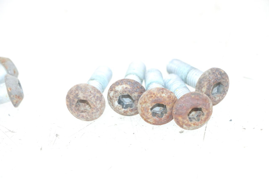 photo de TORNILLO DEL DISCO DE FRENO YAMAHA XJ6 ABS 600 (2008 - 2016)