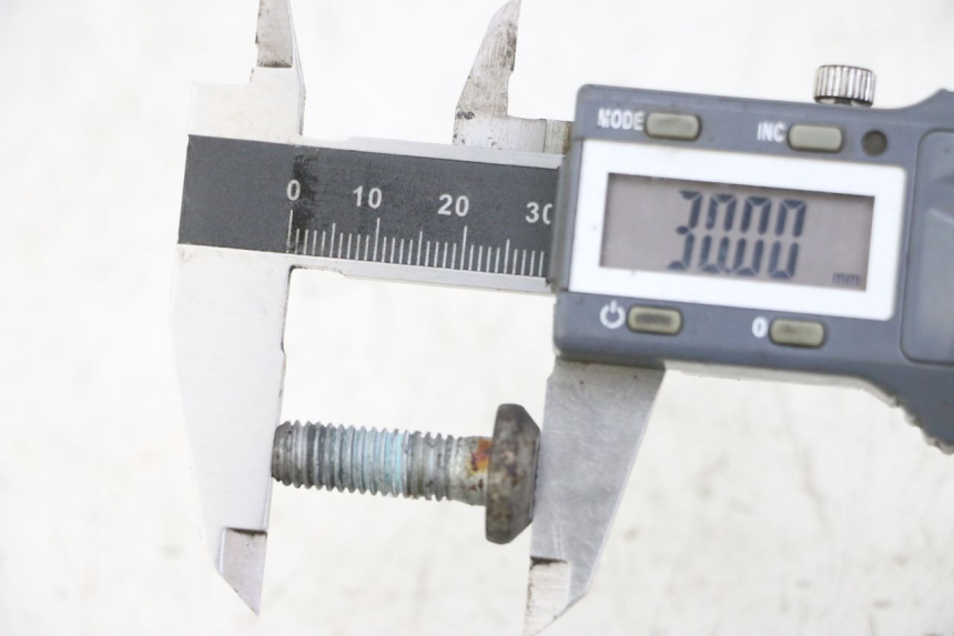 photo de TORNILLO DEL DISCO DE FRENO YAMAHA FZS FAZER 600 (2001 - 2003)