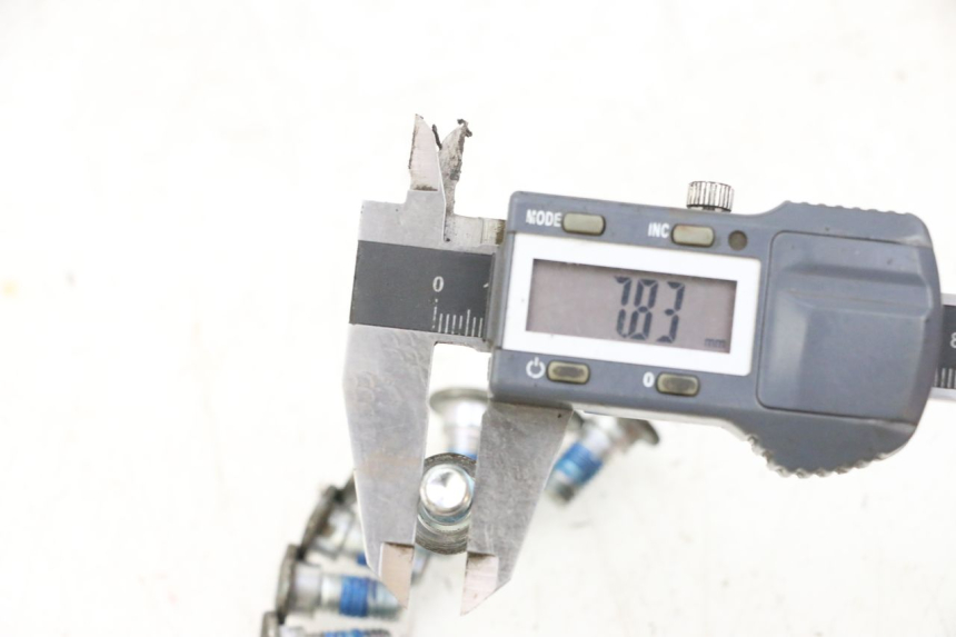 photo de TORNILLO DEL DISCO DE FRENO YAMAHA YFM R RAPTOR 250 (2008 - 2014) - Detalle de la pieza